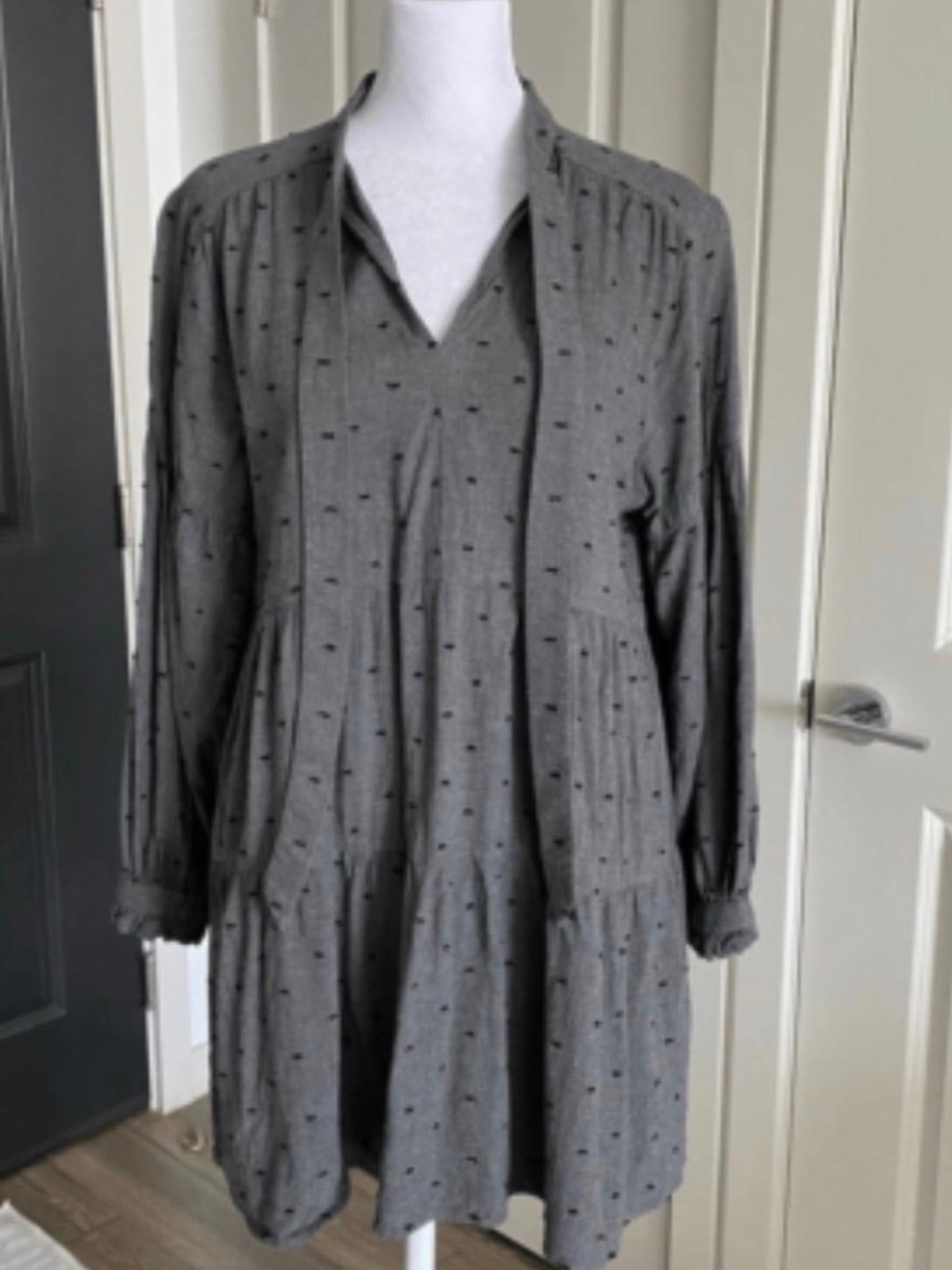 Zara Grey V-Neck Tiered Tunic with Subtle Dot Detail